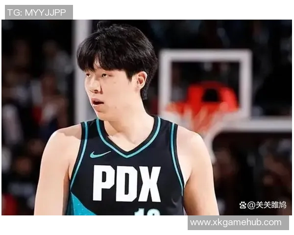 杨瀚森第三节短暂出场两分钟未能触球因掩护犯规被迫下场休息